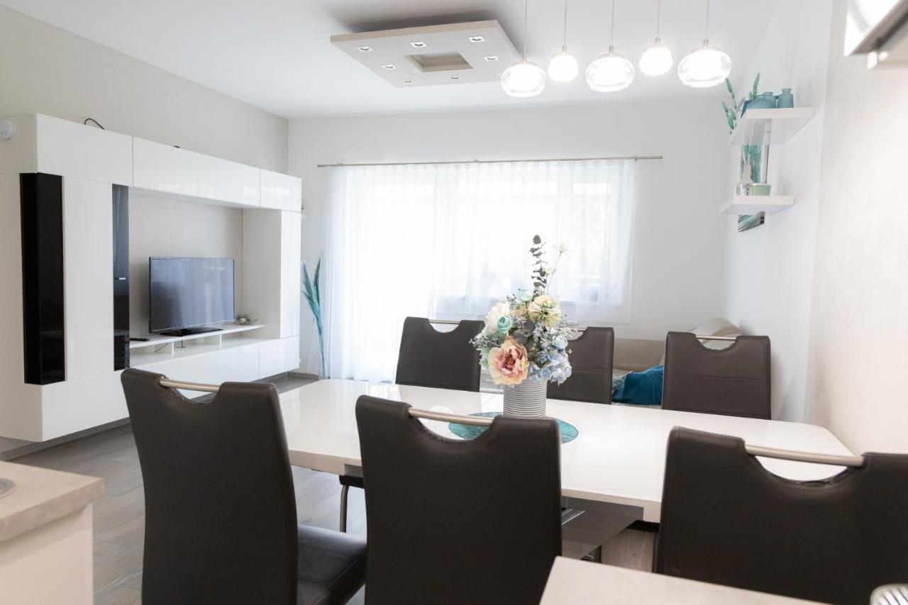 شقة Tuerkiz Apartman Kőszeg المظهر الخارجي الصورة